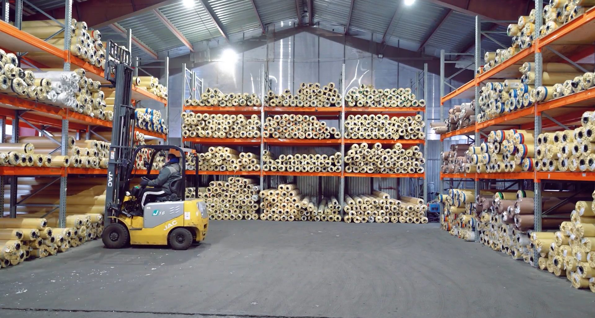 Атмосфера - доставка тентовых и рекламных материалов по РФ Атмосфера - доставка тентовых и рекламных материалов по РФ